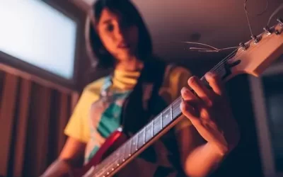 Master the Fundamentals: A Step-by-Step Guide to Learning Guitar Basics